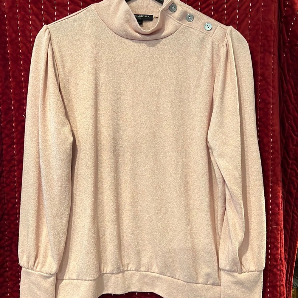 Banana Republic pink sweater
